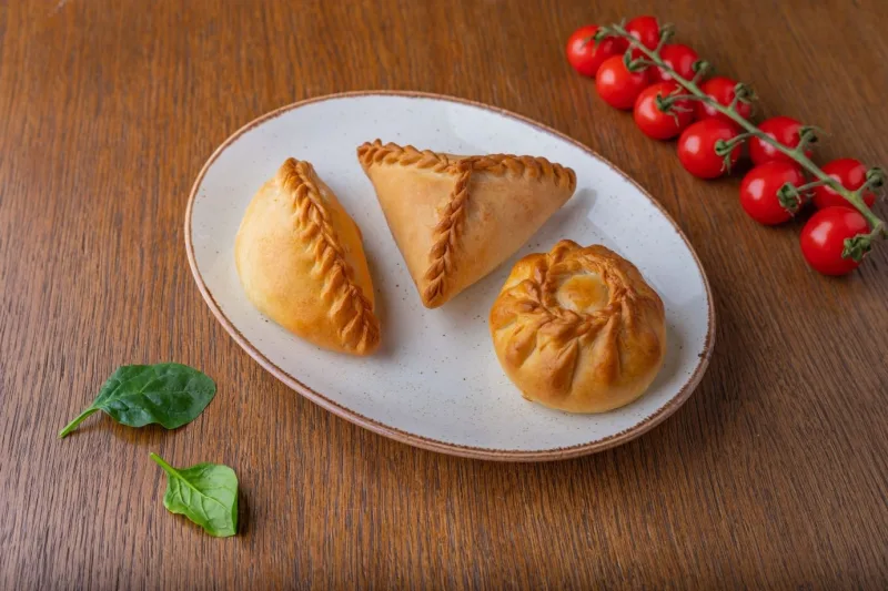 Заказать Треугольник с курицей и картофелемс доставкой |Тренди