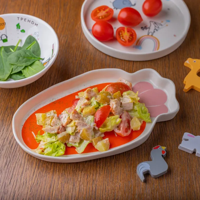 Заказать Салат с курочкой и картофелем с доставкой | Тренди